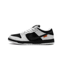 Nike SB Dunk Low TIGHTBOOTH